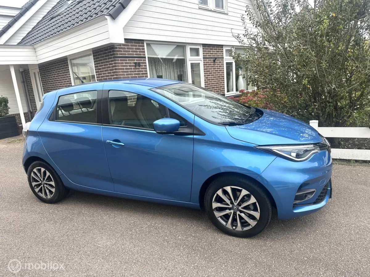 R135 Intens 52 kWh KOOPACCU SOH 90,87% AIRCO CRUISE CONTROLE CARPLAY PARKEERSENSOREN NETTE AUTO!!