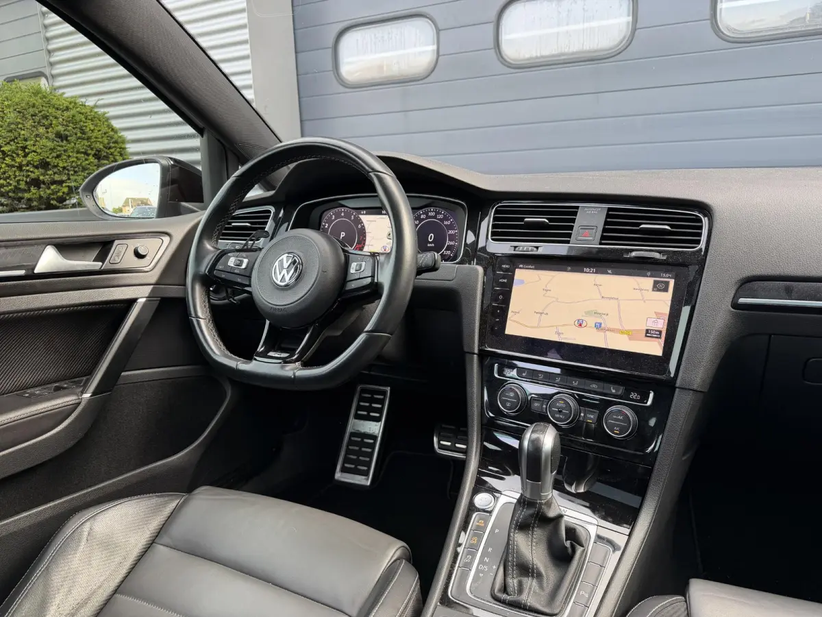 2.0 TSI 4Motion R 405 PK| Akrapovic | Panoramadak | Camera | Adaptive Cruise Control | Navigatie | Stoelverwarming |