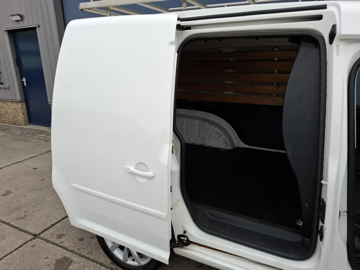 2.0 TDI L1H1 BMT Trendline MARGE !! / AIRCO / CRUISE CONTROLE / TREKHAAK / IMPERIAL