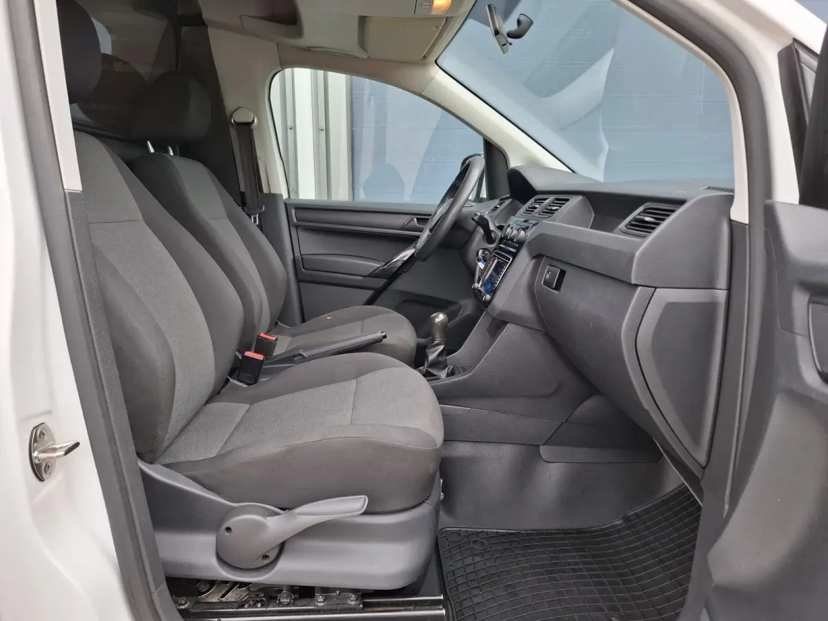 2.0 TDI L1H1 BMT Trendline MARGE !! / AIRCO / CRUISE CONTROLE / TREKHAAK / IMPERIAL