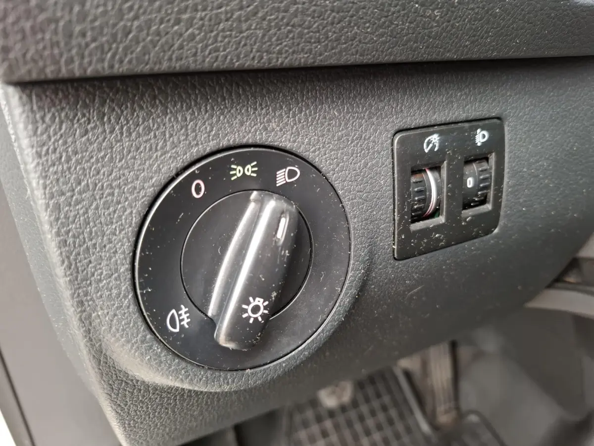 2.0 TDI L1H1 BMT Trendline MARGE !! / AIRCO / CRUISE CONTROLE / TREKHAAK / IMPERIAL