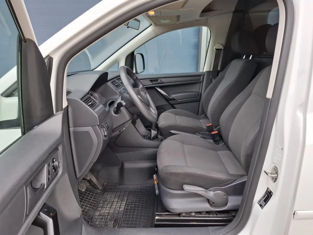 2.0 TDI L1H1 BMT Trendline MARGE !! / AIRCO / CRUISE CONTROLE / TREKHAAK / IMPERIAL