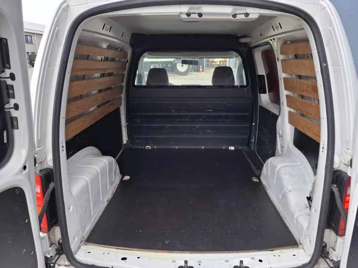 2.0 TDI L1H1 BMT Trendline MARGE !! / AIRCO / CRUISE CONTROLE / TREKHAAK / IMPERIAL