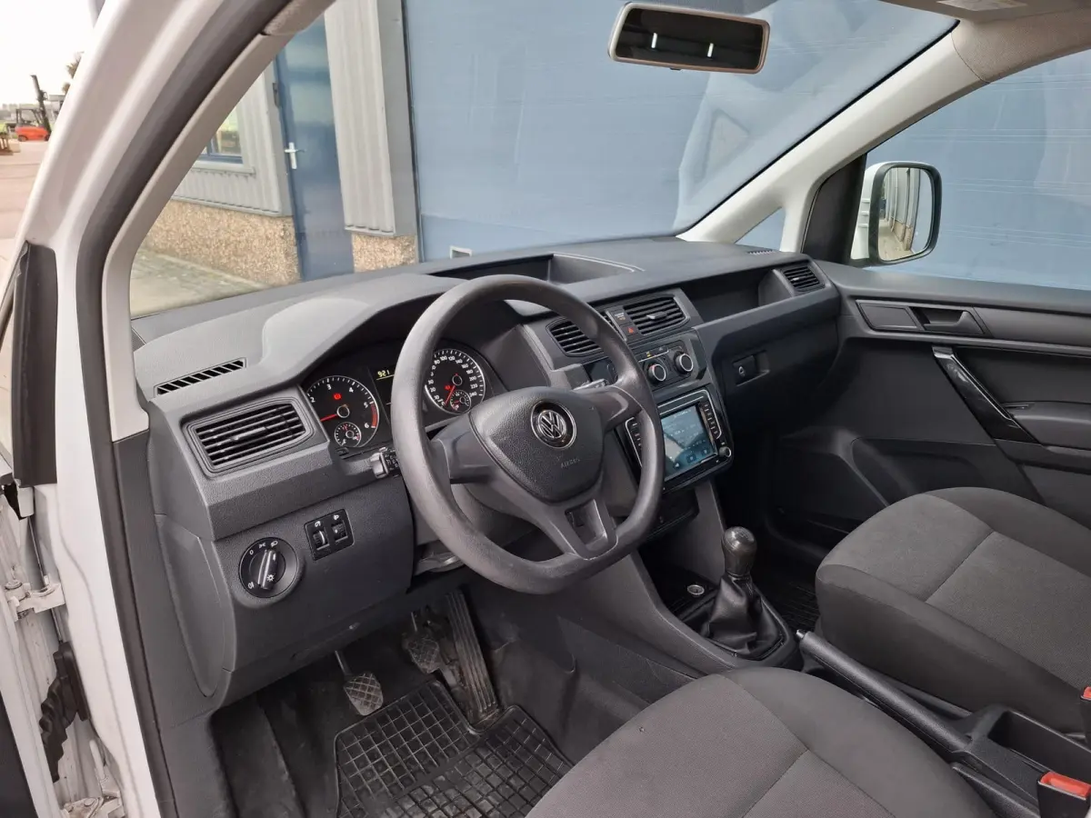 2.0 TDI L1H1 BMT Trendline MARGE !! / AIRCO / CRUISE CONTROLE / TREKHAAK / IMPERIAL