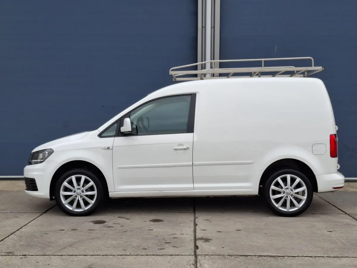 2.0 TDI L1H1 BMT Trendline MARGE !! / AIRCO / CRUISE CONTROLE / TREKHAAK / IMPERIAL
