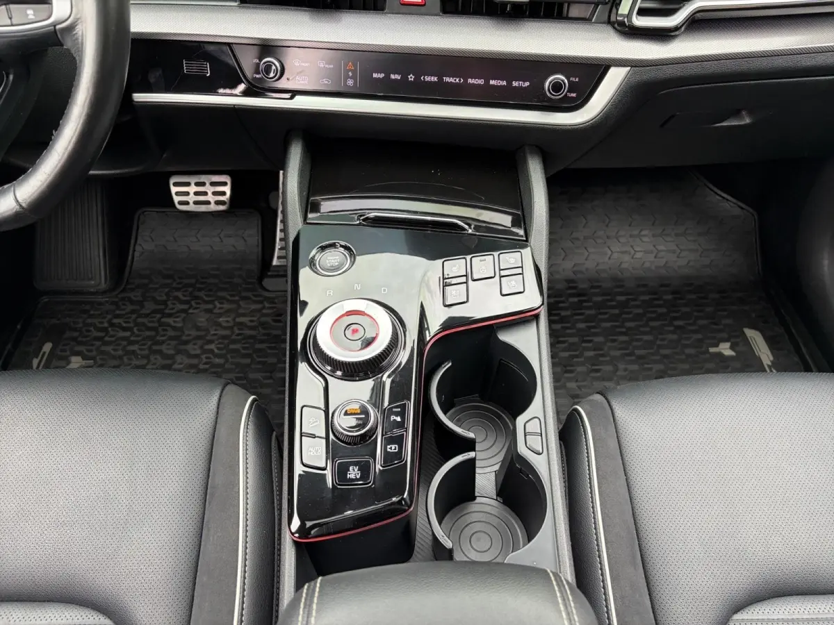 1.6 T-GDi Plug-in Hybrid AWD GT-PlusLine | EXCLUSIEVE UITVOERING | APPLE CARPLAY / ANDROID AUTO | PANO | ADAPT. CRUISE | STUUR/STOEL VERWARMING / VERKOELING | NAVI | 360° GRADEN | MEMORY SE