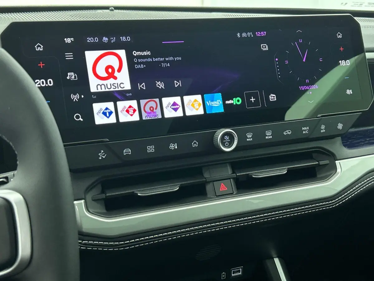 First Edition 74 kWh PANODAK | ACCU 99% | MASSAGESTOELEN | 360 CAMERA |