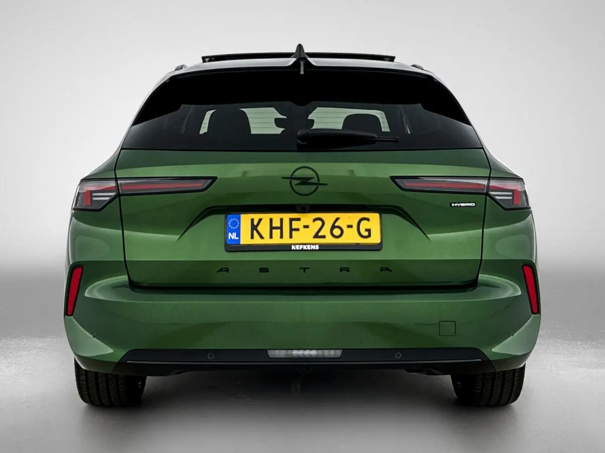 1.6 Turbo Plug In Hybrid Ultimate PANODAK | 180 CAMERA | LED MATRIX