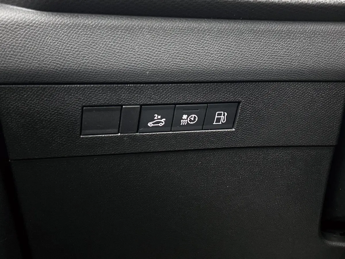 1.6 Turbo Plug In Hybrid Ultimate PANODAK | 180 CAMERA | LED MATRIX
