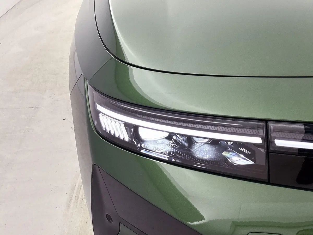 1.6 Turbo Plug In Hybrid Ultimate PANODAK | 180 CAMERA | LED MATRIX