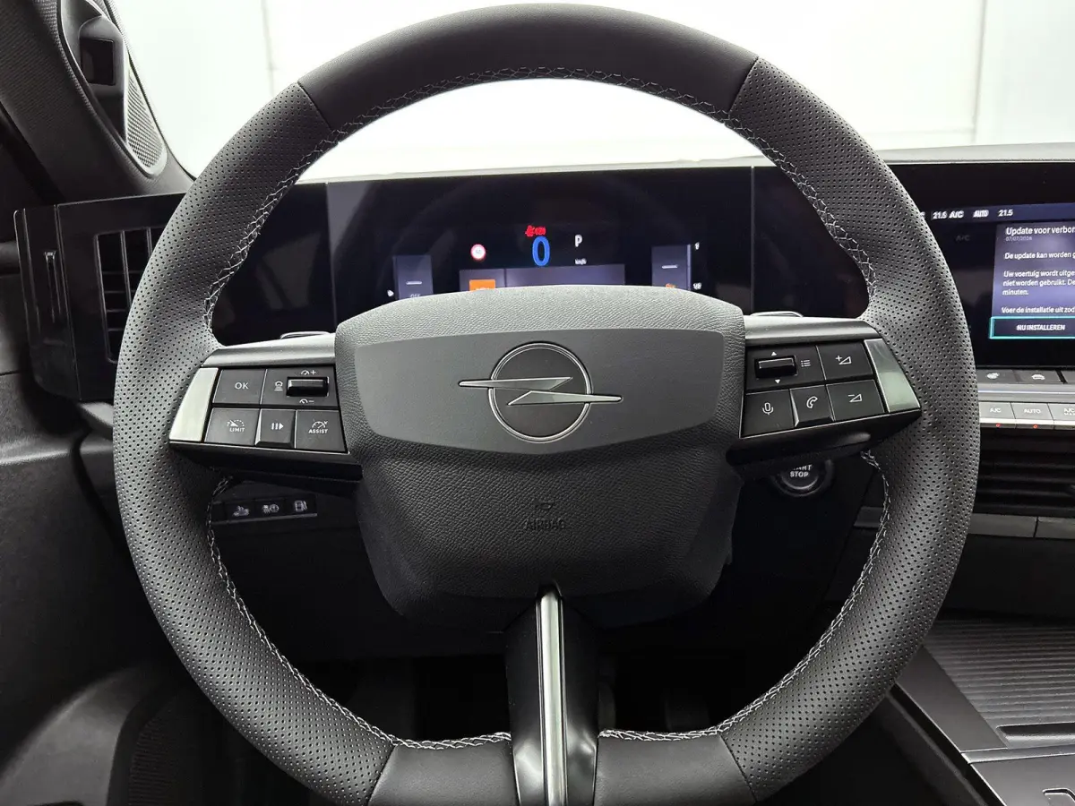 1.6 Turbo Plug In Hybrid Ultimate PANODAK | 180 CAMERA | LED MATRIX