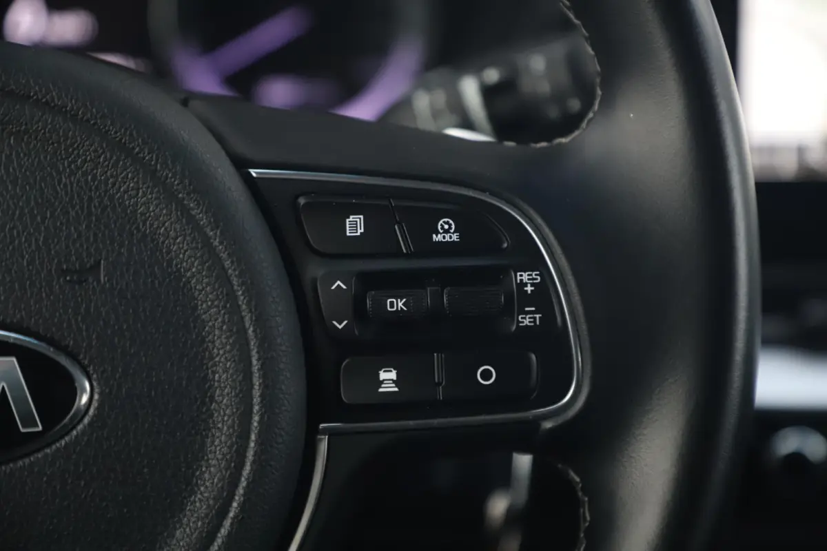 1.6 GDi Hybrid DynamicLine 140PK Automaat Half Leder Navigatie Camera Adaptive Cruise Lane Assist Clima Carplay Android