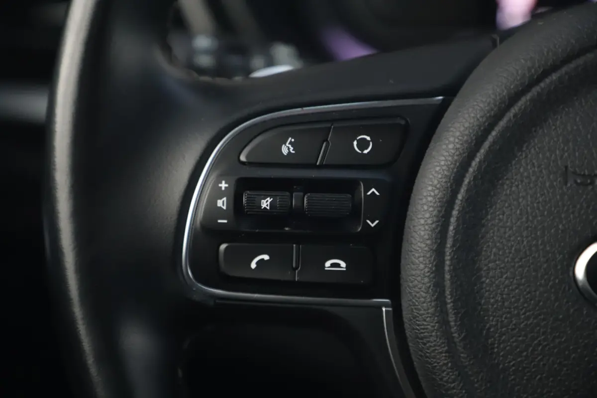 1.6 GDi Hybrid DynamicLine 140PK Automaat Half Leder Navigatie Camera Adaptive Cruise Lane Assist Clima Carplay Android