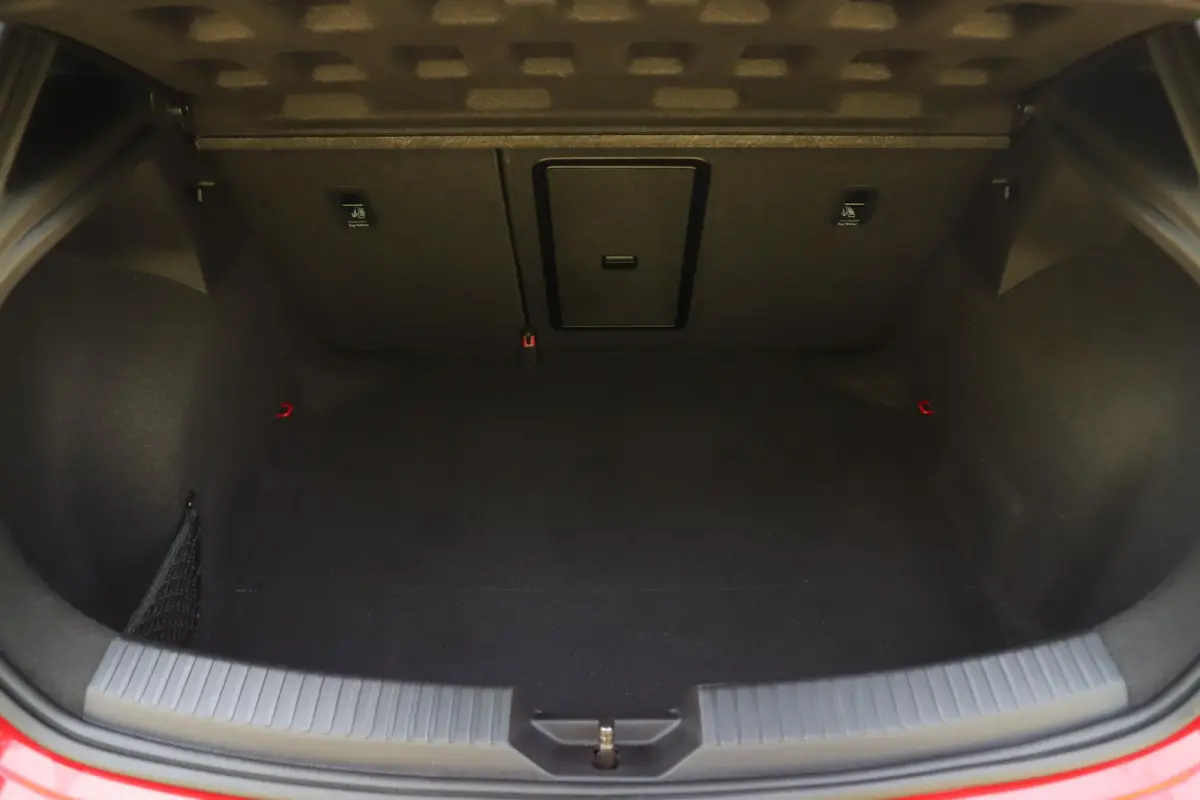 1.0 TSI FR Ultimate Edition Virtual Cockpit Keyless Full LED Navigatie Carplay Android Achteruitrijcamera Beats Audio Adaptive Cruise Lane Assist