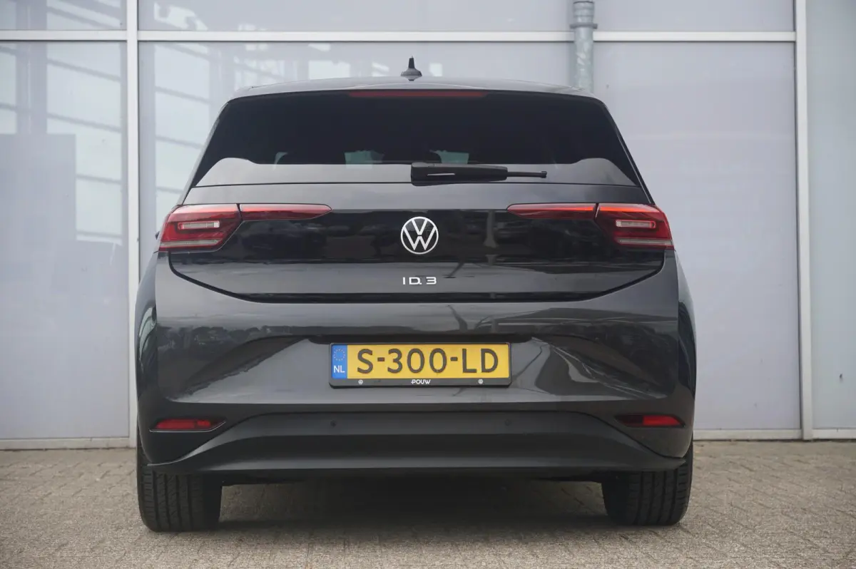 204pk Pro 58 kWh | SoH 94% | Warmtepomp | Navigatie | Keyless | IQ Light