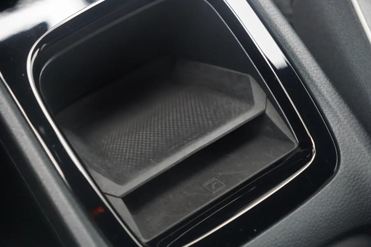 204pk Pro 58 kWh | SoH 94% | Warmtepomp | Navigatie | Keyless | IQ Light