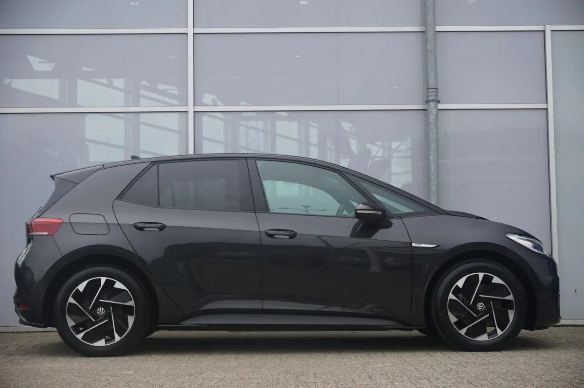 204pk Pro 58 kWh | SoH 94% | Warmtepomp | Navigatie | Keyless | IQ Light