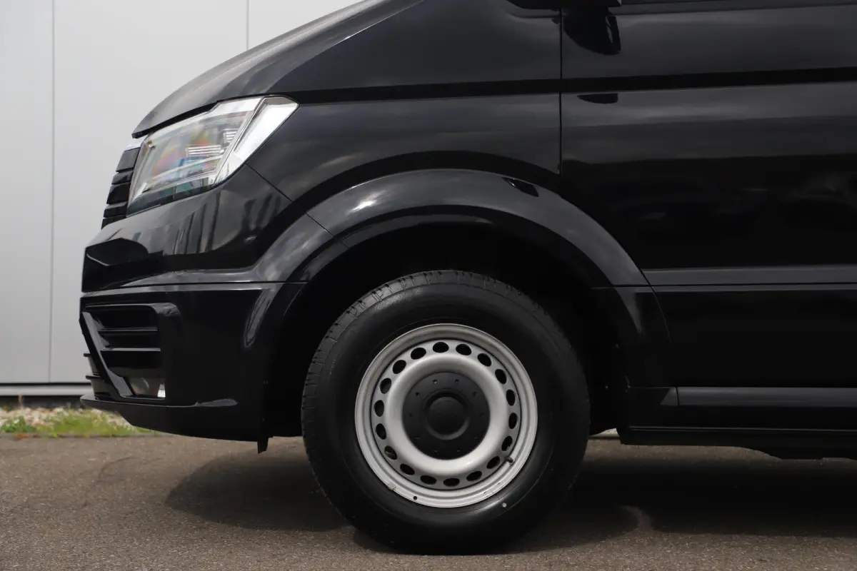 35 2.0 TDI L4 4Motion Highline 177PK Automaat TIJHOF Luchtvering Deep Black Metallic Stuur & Stoelverwarming Navigatie Carplay Android Full LED 1290KG Laadvermogen!