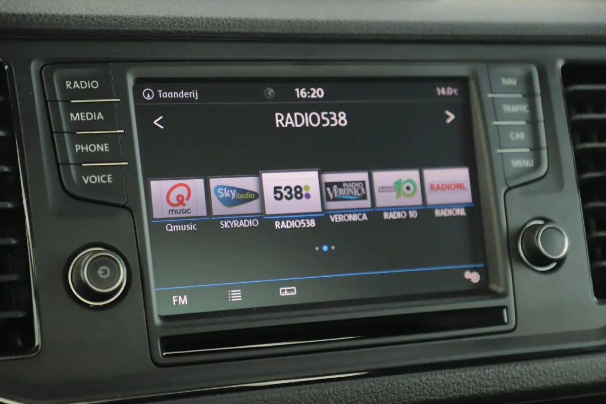 35 2.0 TDI L4 4Motion Highline 177PK Automaat TIJHOF Luchtvering Deep Black Metallic Stuur & Stoelverwarming Navigatie Carplay Android Full LED 1290KG Laadvermogen!