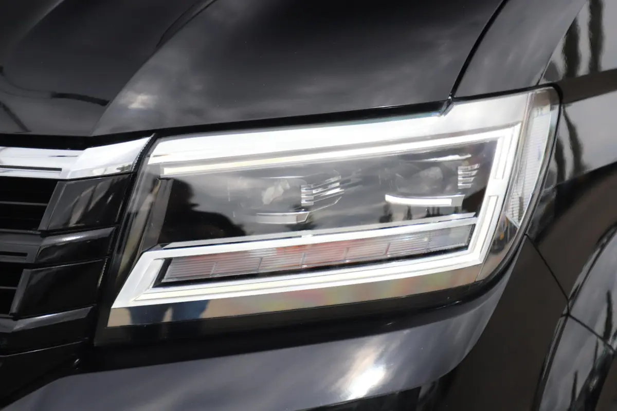 35 2.0 TDI L4 4Motion Highline 177PK Automaat TIJHOF Luchtvering Deep Black Metallic Stuur & Stoelverwarming Navigatie Carplay Android Full LED 1290KG Laadvermogen!