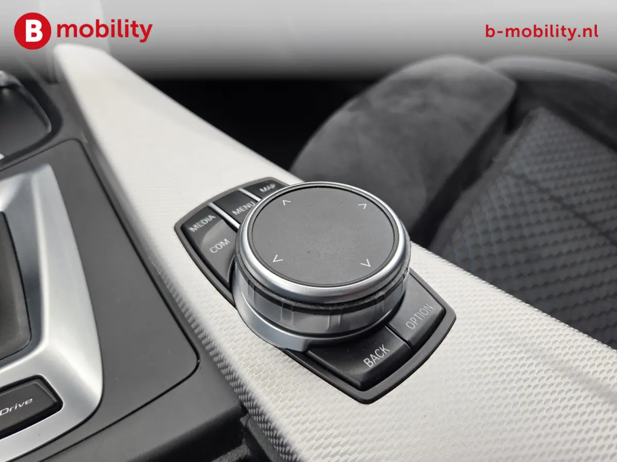 330e High Executive M-Sport Head-Up Harman/Kardon Adaptive Cruise Control | Apple CarPlay | Achteruitrijcamera | DAB |  Driving Assist.