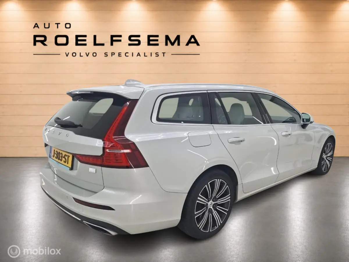 2.0 T8 Recharge AWD Inscription | Massage | Panoramadak | Head Up | 360 Camera | Harman Kardon | BLISS | Adaptive Cruise