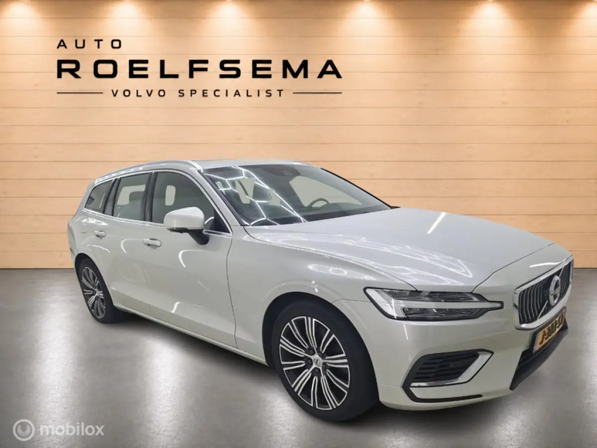 2.0 T8 Recharge AWD Inscription | Massage | Panoramadak | Head Up | 360 Camera | Harman Kardon | BLISS | Adaptive Cruise