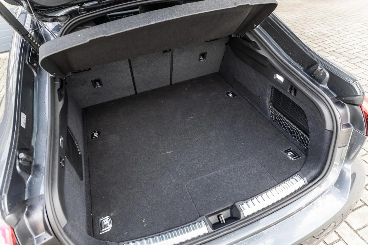 Limousine 2.0 299pk quattro S edition | MMI Bijrijdersscherm | Sfeerverlichting Pro | Carbon Inleg | 360 Camera | Matrix LED