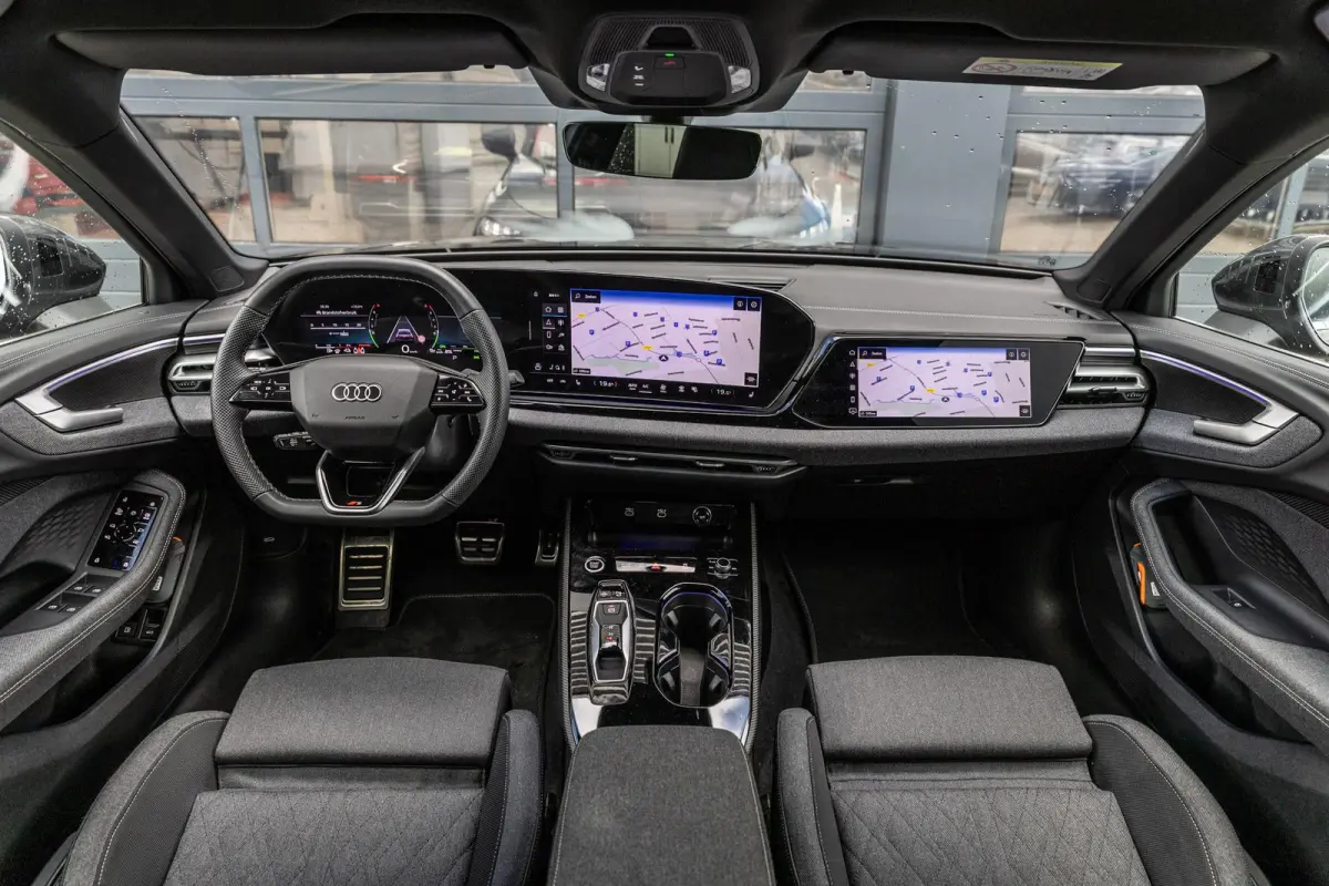 Limousine 2.0 299pk quattro S edition | MMI Bijrijdersscherm | Sfeerverlichting Pro | Carbon Inleg | 360 Camera | Matrix LED