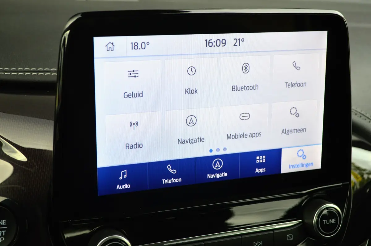 1.0 EcoBoost Vignale