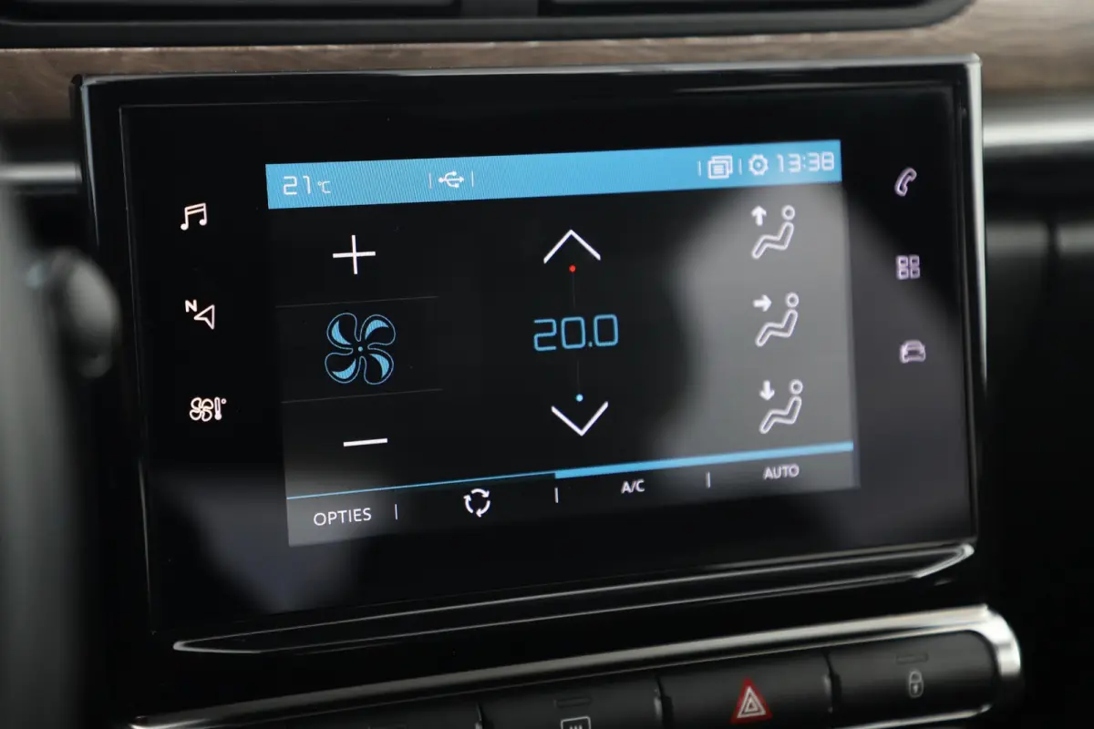 1.2 PureTech Shine Navigatie Achteruitrijcamera 17 inch LMV Carplay Android Clima Cruise Rijstrooksensor