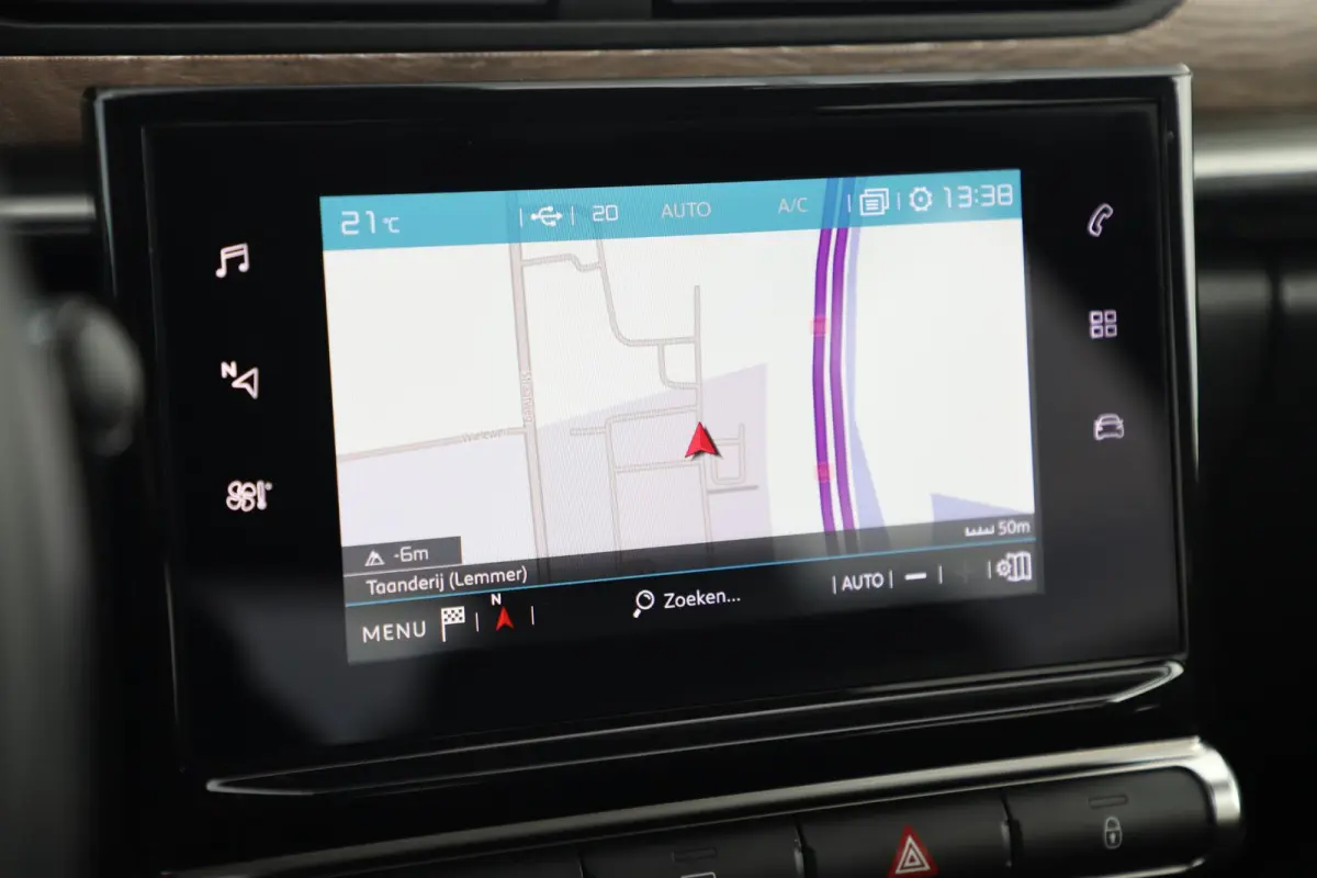 1.2 PureTech Shine Navigatie Achteruitrijcamera 17 inch LMV Carplay Android Clima Cruise Rijstrooksensor