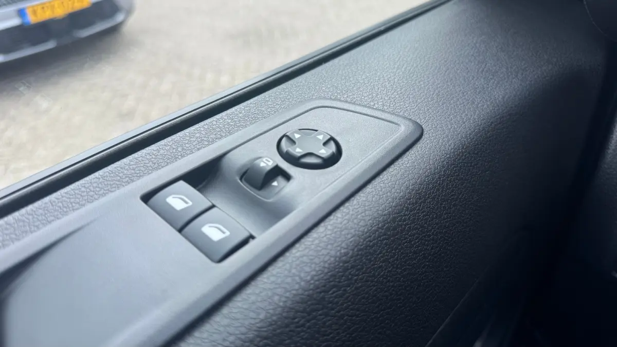 EV L2H1 75KWH 136PK SOH 96,13% / NAVI / AIRCO / LED / PDC / CAMERA / APPLE CARPLAY / 1E EIGENAAR !!