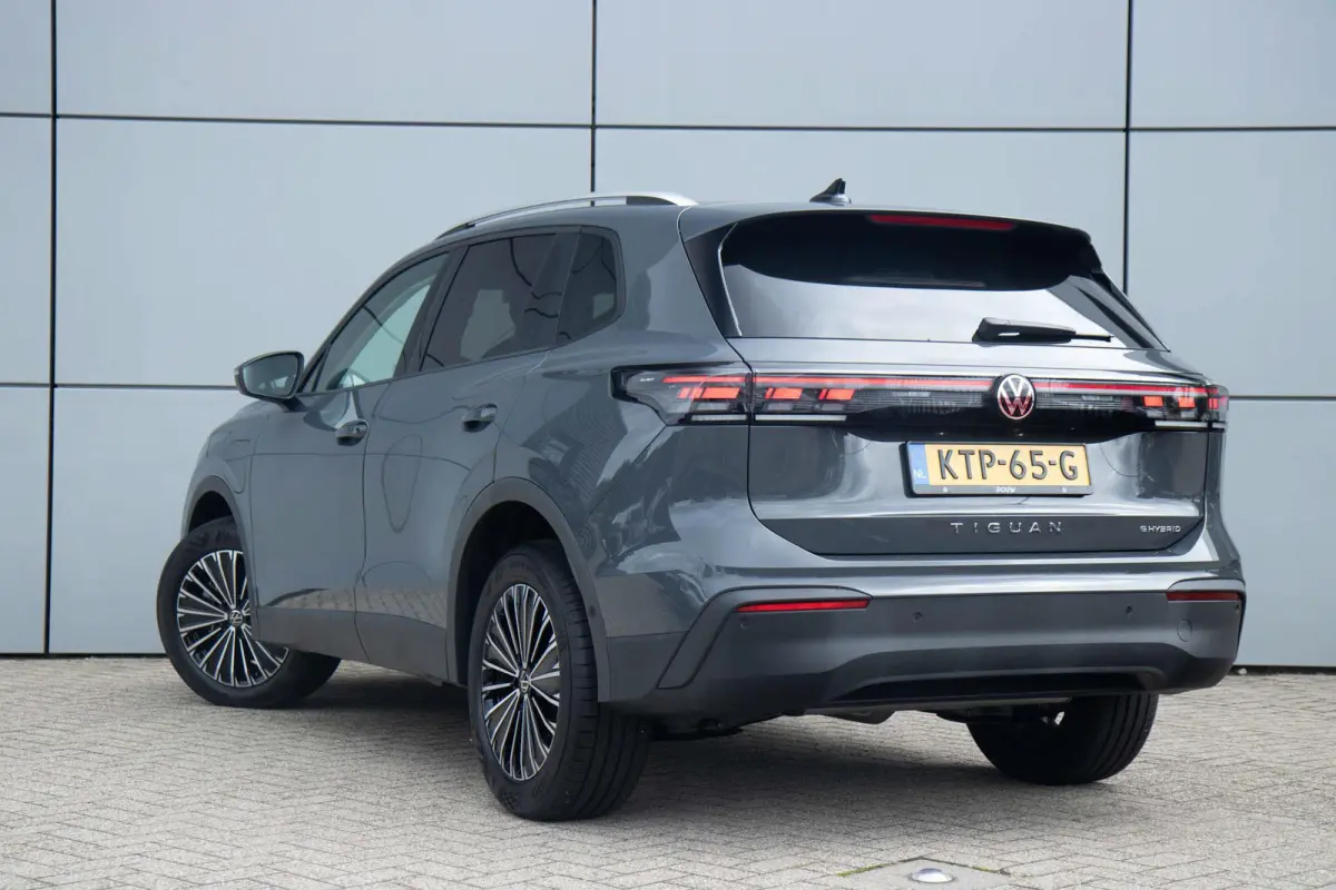 1.5 eHybrid 204pk Life | Trekhaak Elektrisch Uitklapbaar | Voorstoelen Verwarmd | Cruise Control Adaptief