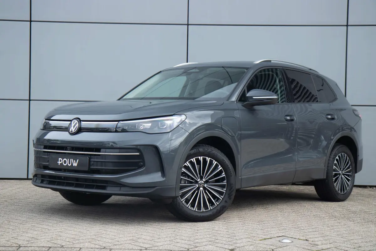 1.5 eHybrid 204pk Life | Trekhaak Elektrisch Uitklapbaar | Voorstoelen Verwarmd | Cruise Control Adaptief