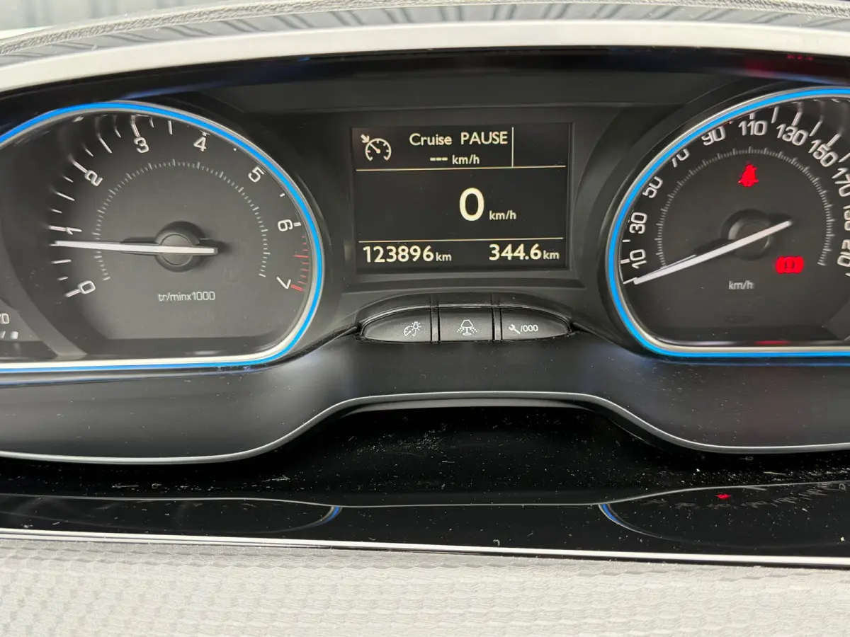 1.2 PureTech Allure Camera| Distributie verv bij 99.538km|Dealer Onderh
