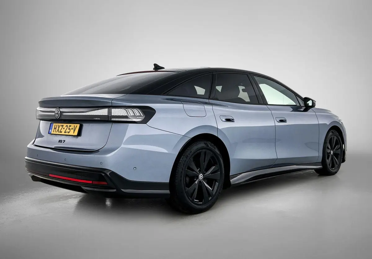 Pro Limited Edition 77 kWh | 286 PK | SOH 97.5% | Automaat | Trekhaak inklapbaar | Apple Carplay / Android Auto | 360 Parkeercamera | Head-up Display | Black Style Pakket | Panoramadak | Sto