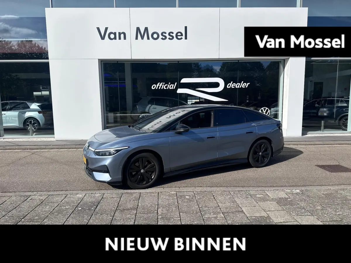 Pro Limited Edition 77 kWh | 286 PK | SOH 97.5% | Automaat | Trekhaak inklapbaar | Apple Carplay / Android Auto | 360 Parkeercamera | Head-up Display | Black Style Pakket | Panoramadak | Sto