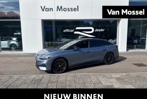 Pro Limited Edition 77 kWh | 286 PK | SOH 97.5% | Automaat | Trekhaak inklapbaar | Apple Carplay / Android Auto | 360 Parkeercamera | Head-up Display | Black Style Pakket | Panoramadak | Sto