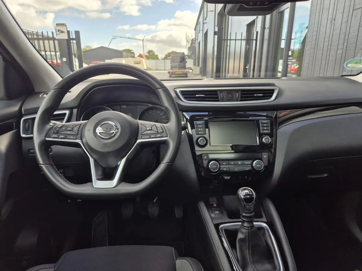 1.3 MHEV Premiere Edition|Pano|Camera|Cruise|Navi|