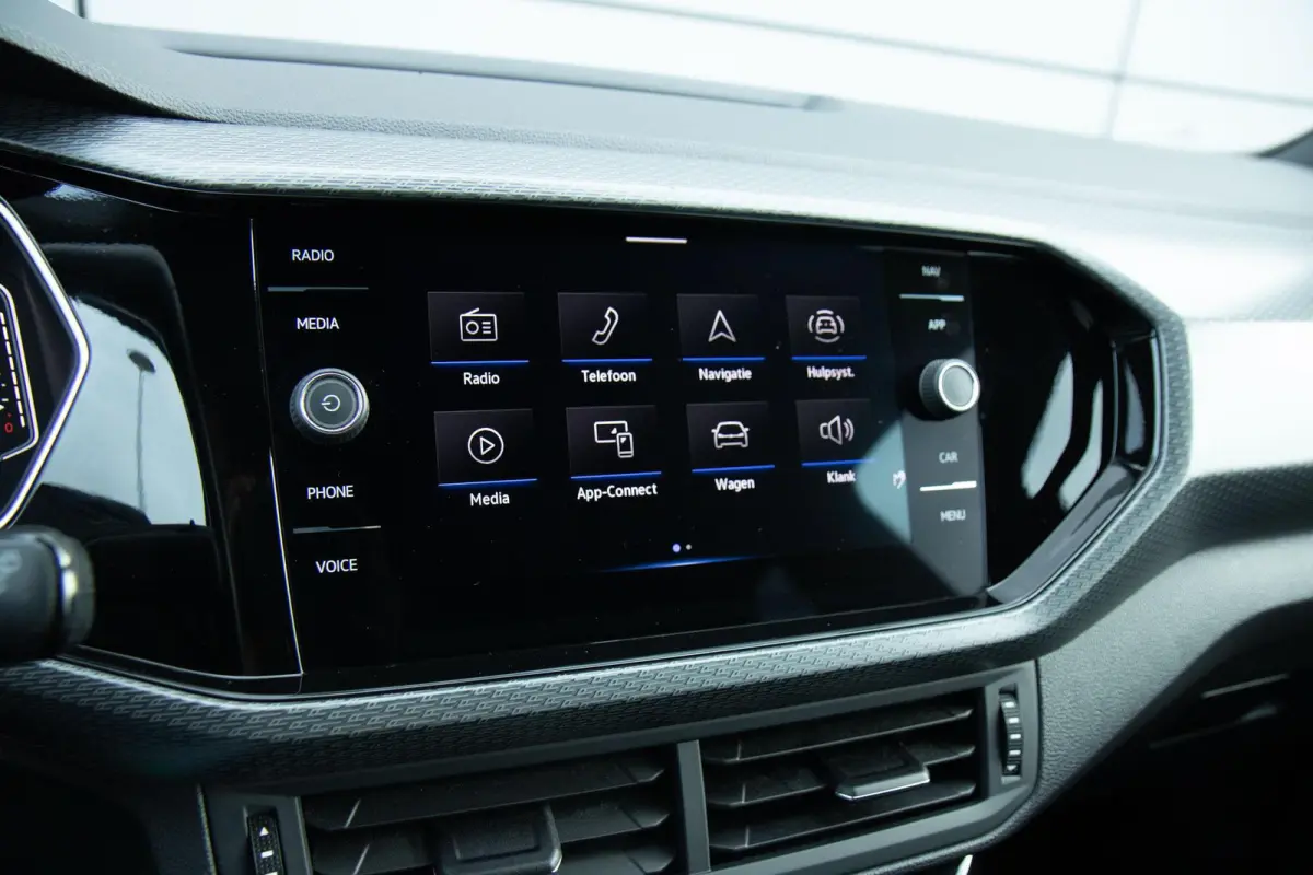 1.0 TSI 110pk DSG R-Line | Voorstoelen Verwarmd | Apple Carplay/Android Auto | Cruise Control Adaptief