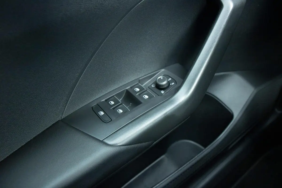 1.0 TSI 110pk DSG R-Line | Voorstoelen Verwarmd | Apple Carplay/Android Auto | Cruise Control Adaptief