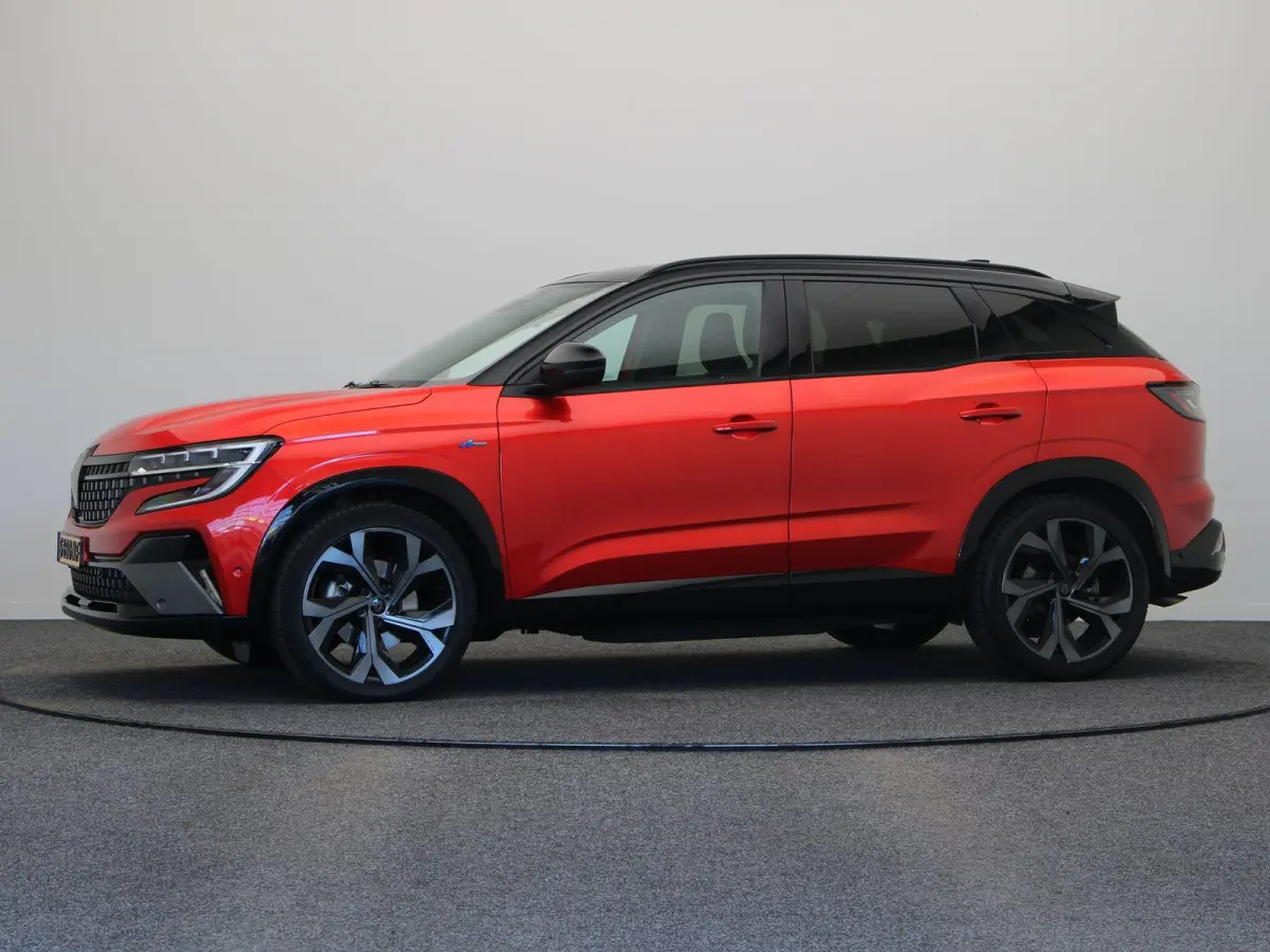 E-Tech full hybrid 200pk techno esprit Alpine | Elektrische achterklep | Cruise Control | Climate Control | Stuurwielverwarming | Trekhaak | Achteruitrijcamera | Apple carplay/Android auto |