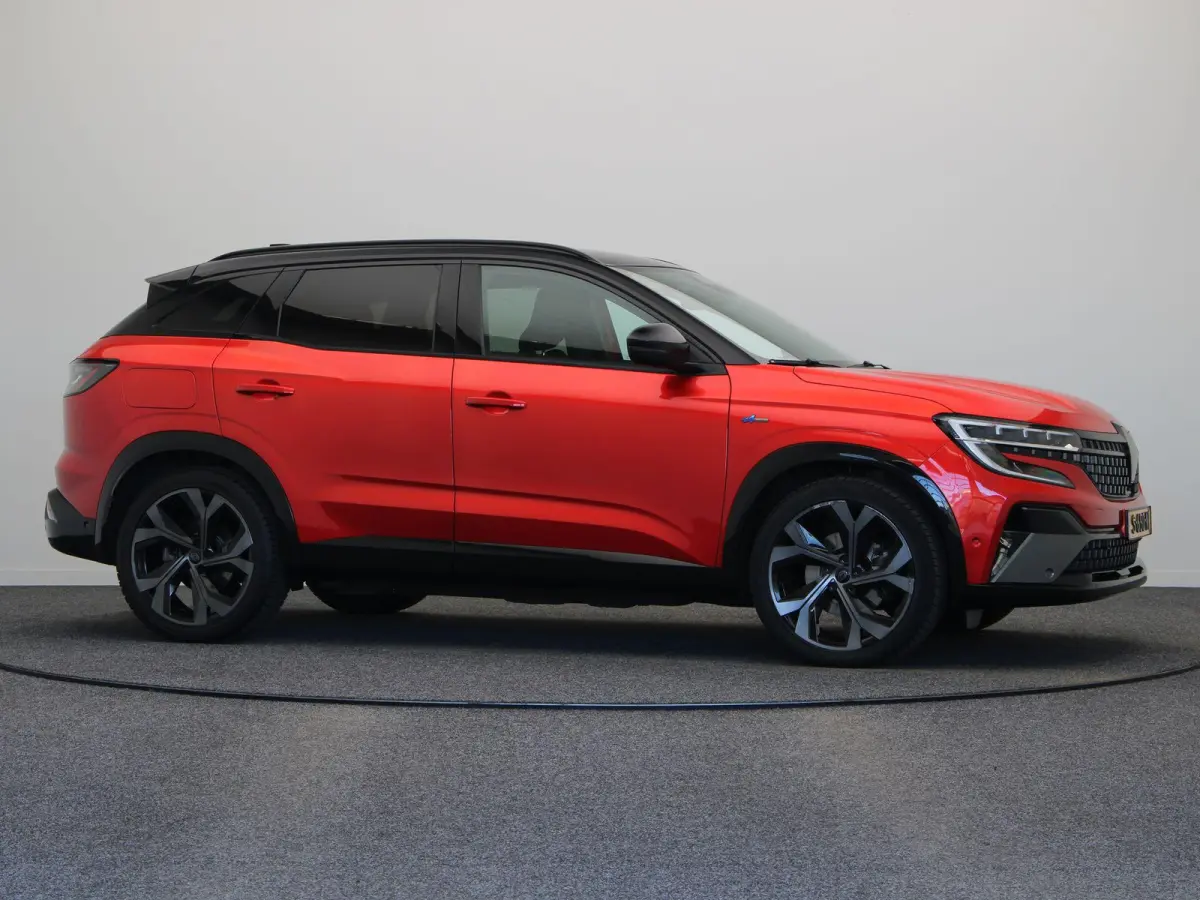 E-Tech full hybrid 200pk techno esprit Alpine | Elektrische achterklep | Cruise Control | Climate Control | Stuurwielverwarming | Trekhaak | Achteruitrijcamera | Apple carplay/Android auto |