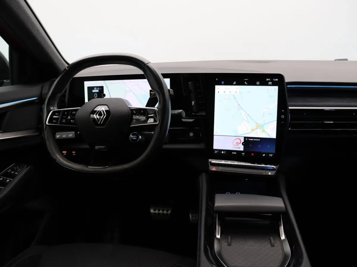E-Tech full hybrid 200pk techno esprit Alpine | Elektrische achterklep | Cruise Control | Climate Control | Stuurwielverwarming | Trekhaak | Achteruitrijcamera | Apple carplay/Android auto |
