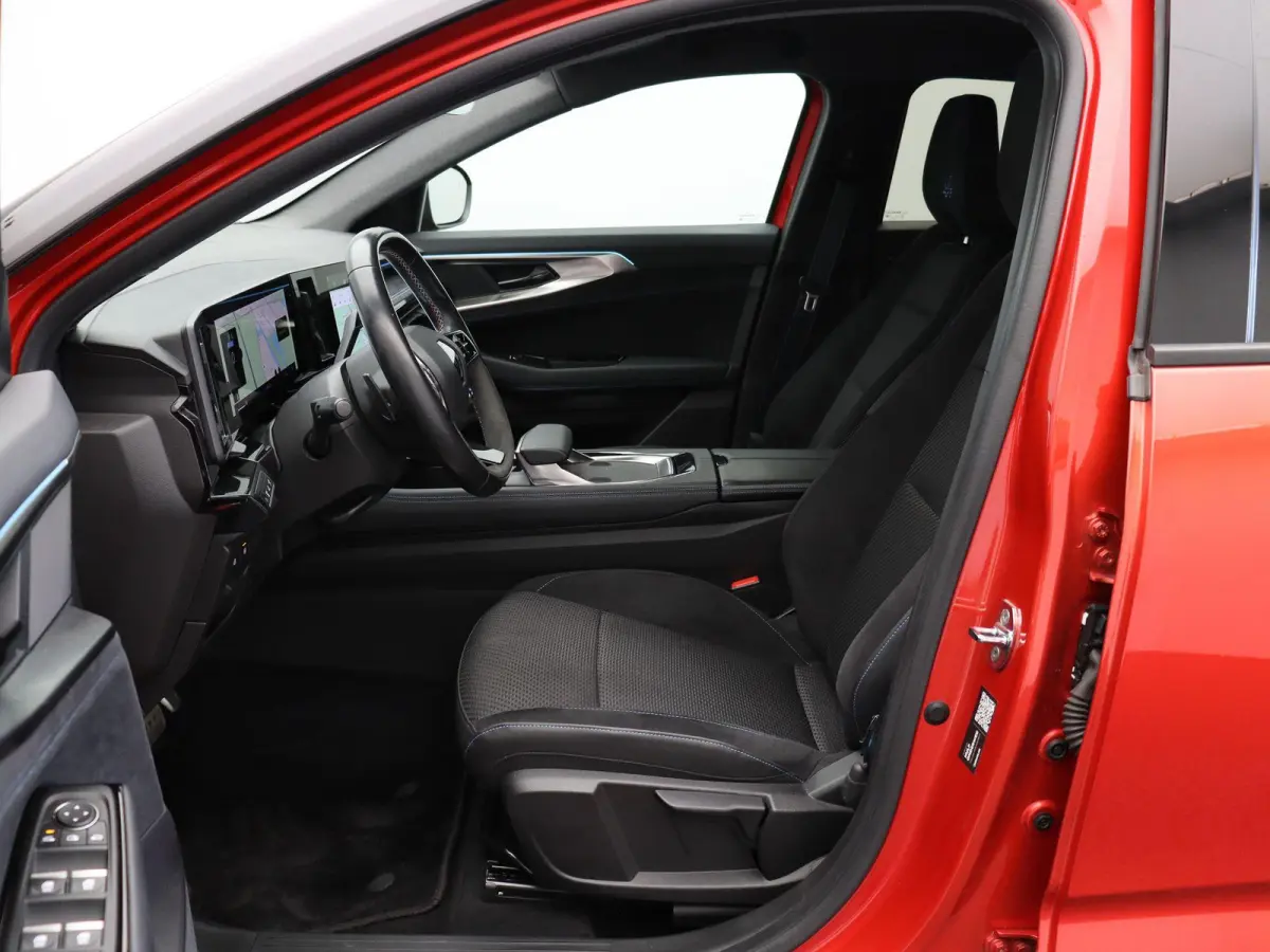 E-Tech full hybrid 200pk techno esprit Alpine | Elektrische achterklep | Cruise Control | Climate Control | Stuurwielverwarming | Trekhaak | Achteruitrijcamera | Apple carplay/Android auto |