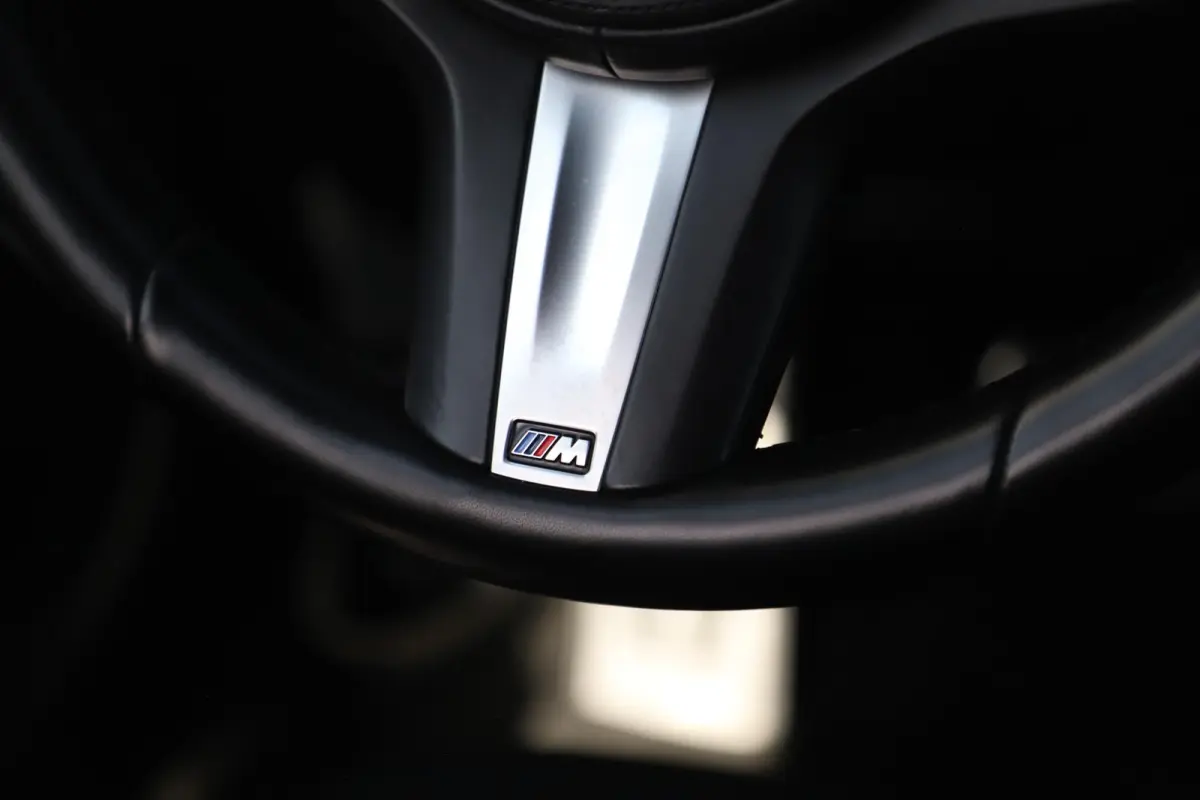 118i Business Edition M Sport Automaat Black Optic Virtual Cockpit Sfeerverlichting Navigatie Carplay Android Sportstoelen Clima Cruise PDC