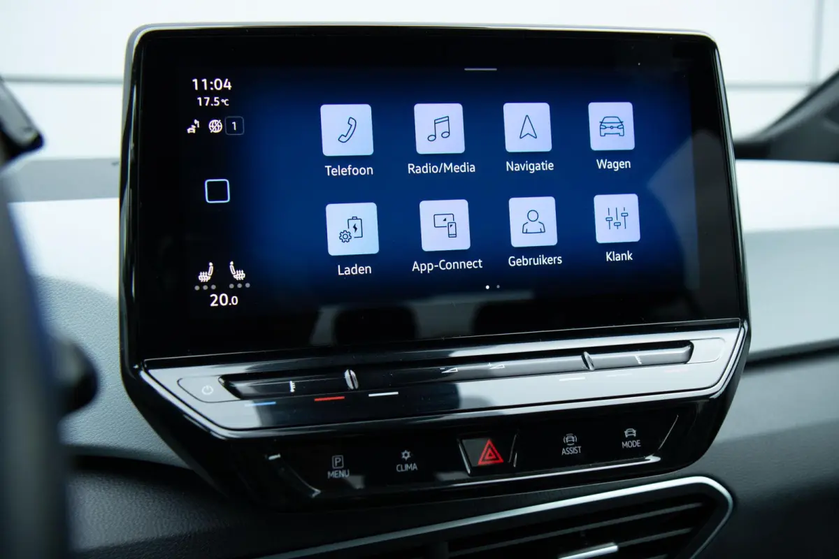 204pk Pro Edition Advantage 58 kWh | SoH 94% | Apple Carplay/Android Auto | Adaptive Cruise| Voorstoelen Verwarmd | 18'' Velgen