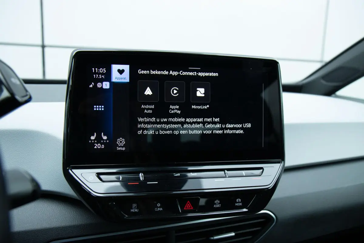 204pk Pro Edition Advantage 58 kWh | SoH 94% | Apple Carplay/Android Auto | Adaptive Cruise| Voorstoelen Verwarmd | 18'' Velgen