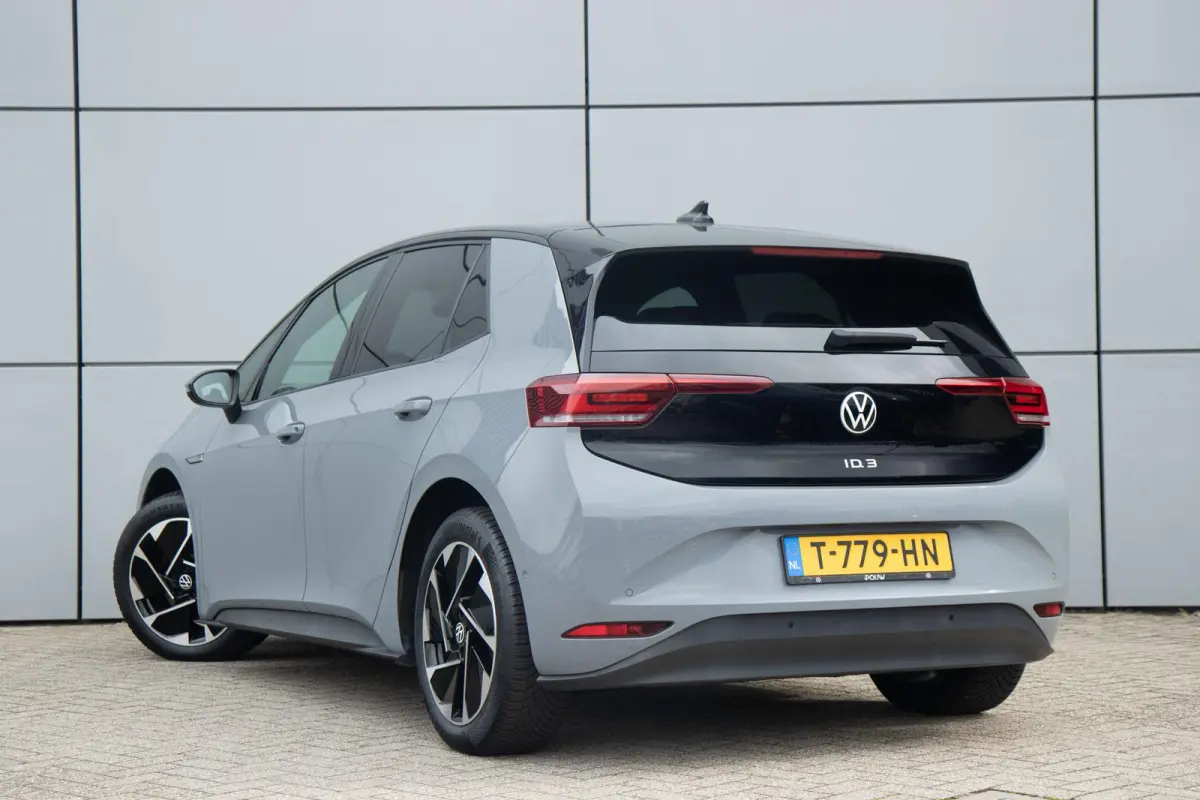 204pk Pro Edition Advantage 58 kWh | SoH 94% | Apple Carplay/Android Auto | Adaptive Cruise| Voorstoelen Verwarmd | 18'' Velgen